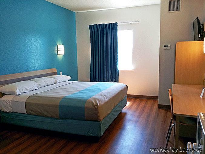 Motel 6 New Braunfels Bagian luar foto