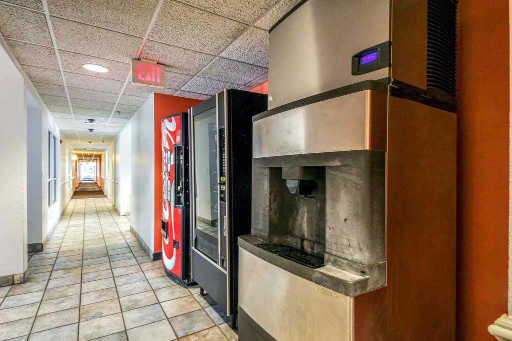 Motel 6 New Braunfels Bagian luar foto