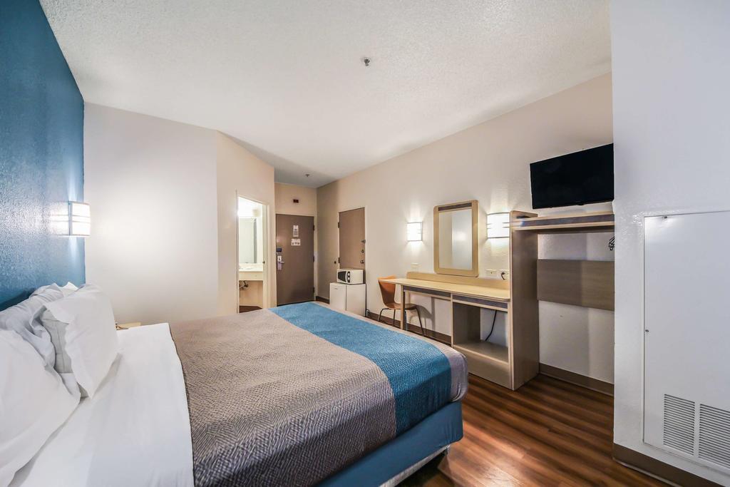 Motel 6 New Braunfels Bagian luar foto