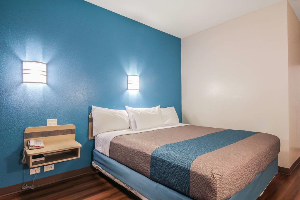 Motel 6 New Braunfels Bagian luar foto