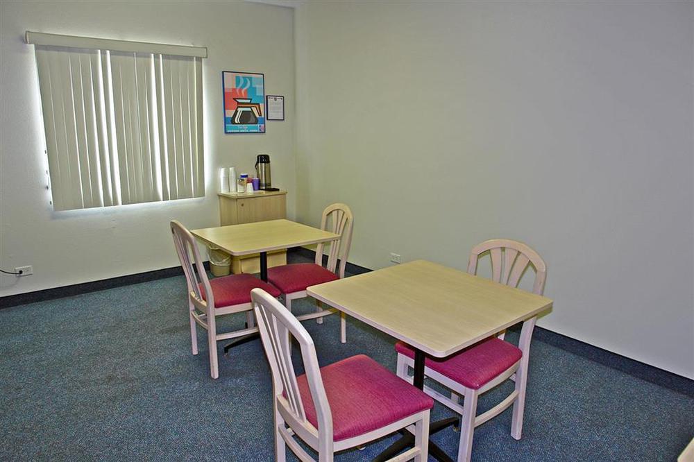 Motel 6 New Braunfels Restoran foto